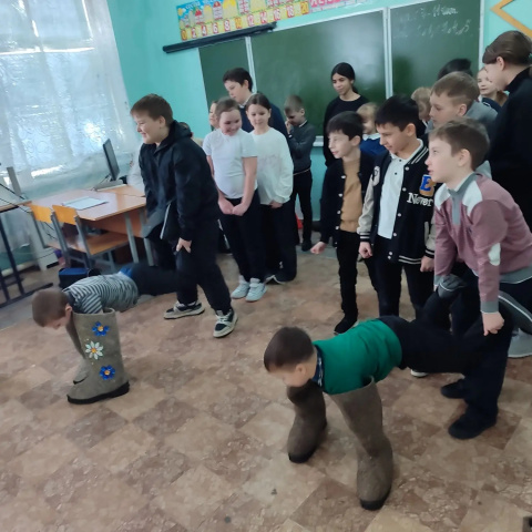 Автоклуб День русских валенок - МБОУ Паршиковская СОШ 